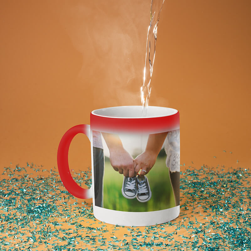 Cană termosensibilă roșie