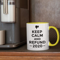 Cană cu interiorul și toarta galbenă