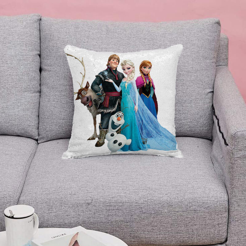 Perna pătrată cu paiete albe