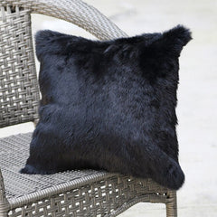 Pernă pătrată cu blană neagră
