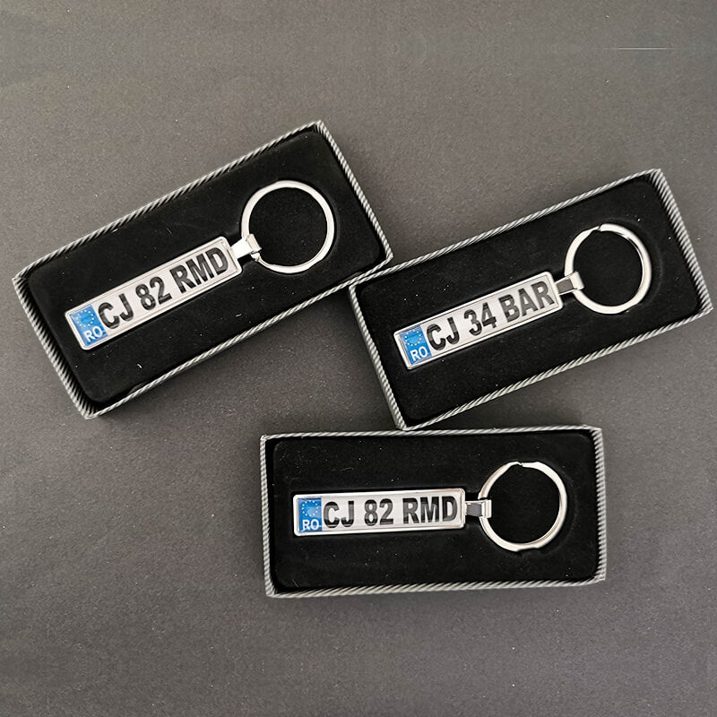 Breloc din metal număr de înmatriculare